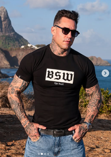 Camiseta Preta BSW Box Logo